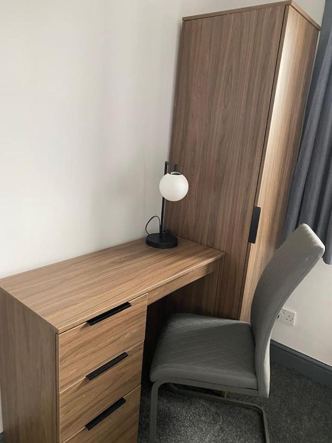 Suburban 2-Bed, Entire Home, Free Parking, Maidstone, Kent Uk Boxley Eksteriør billede