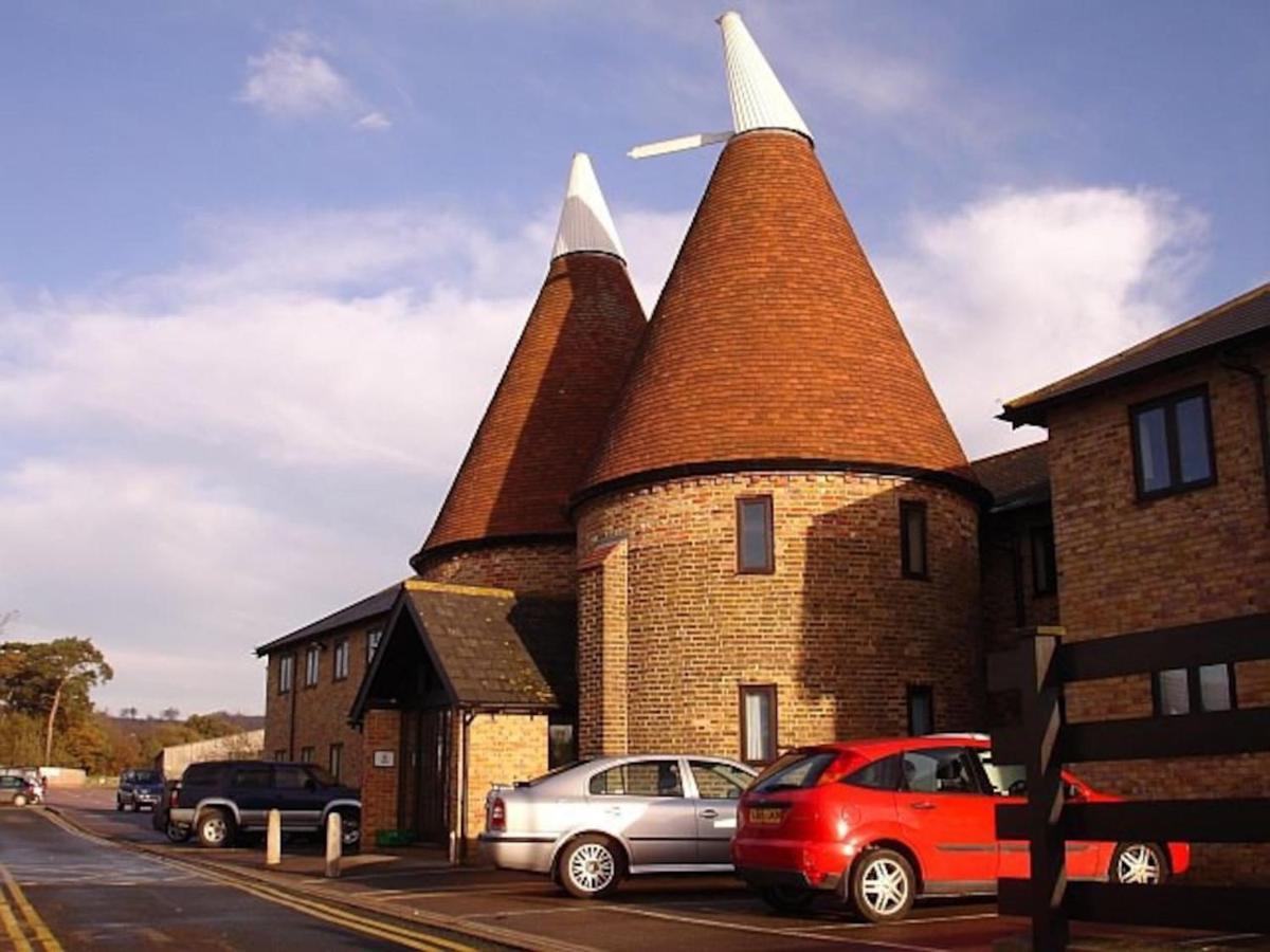 Suburban 2-Bed, Entire Home, Free Parking, Maidstone, Kent Uk Boxley Eksteriør billede