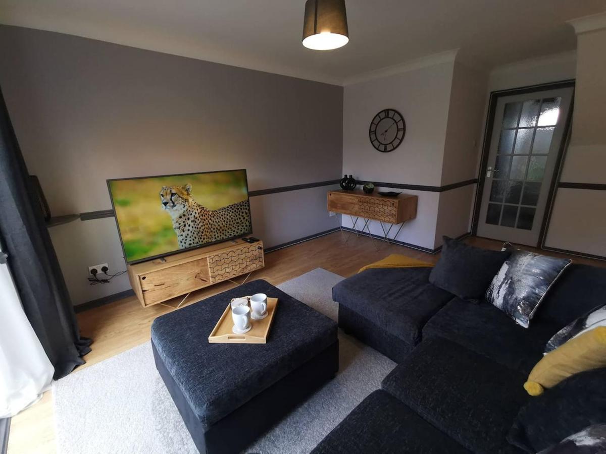 Suburban 2-Bed, Entire Home, Free Parking, Maidstone, Kent Uk Boxley Eksteriør billede