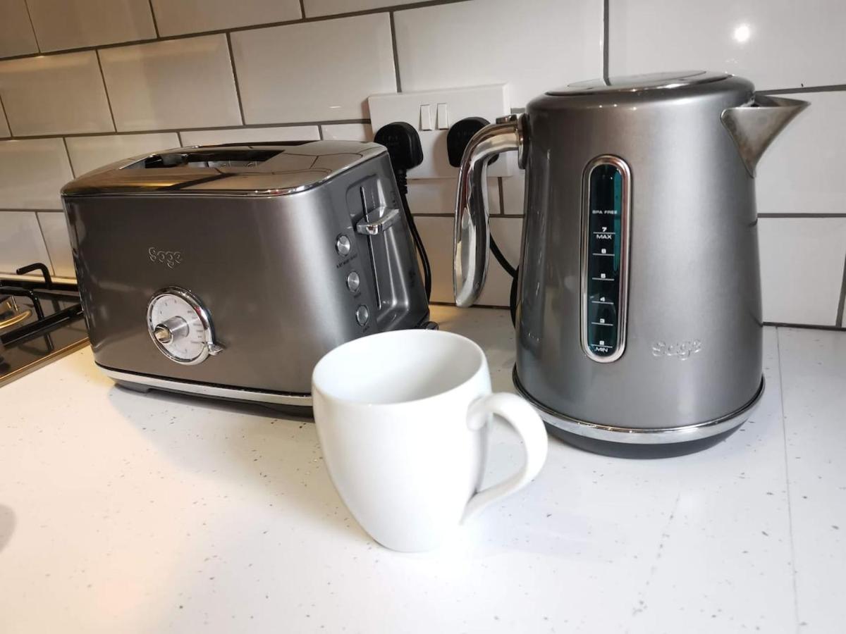 Suburban 2-Bed, Entire Home, Free Parking, Maidstone, Kent Uk Boxley Eksteriør billede